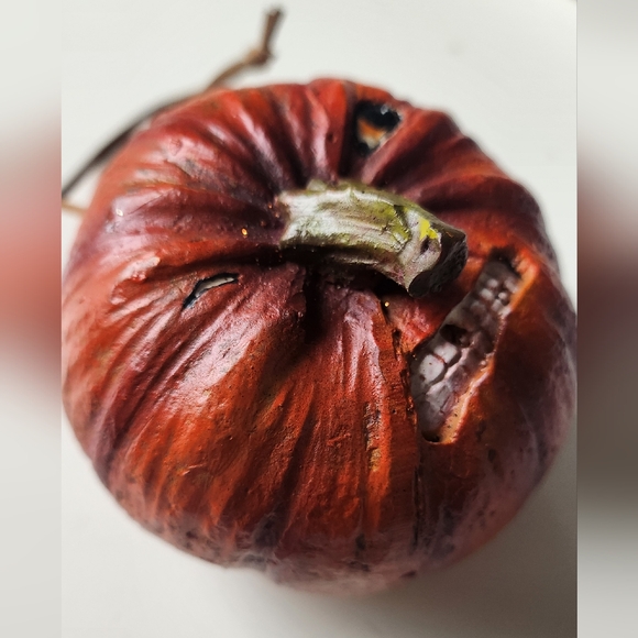 Carved pumpkin ordamnet - Picture 2 of 6